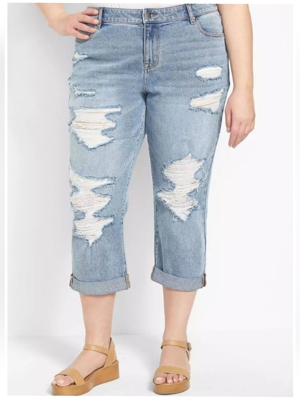 Distressed Boyfriend Capri Jean
